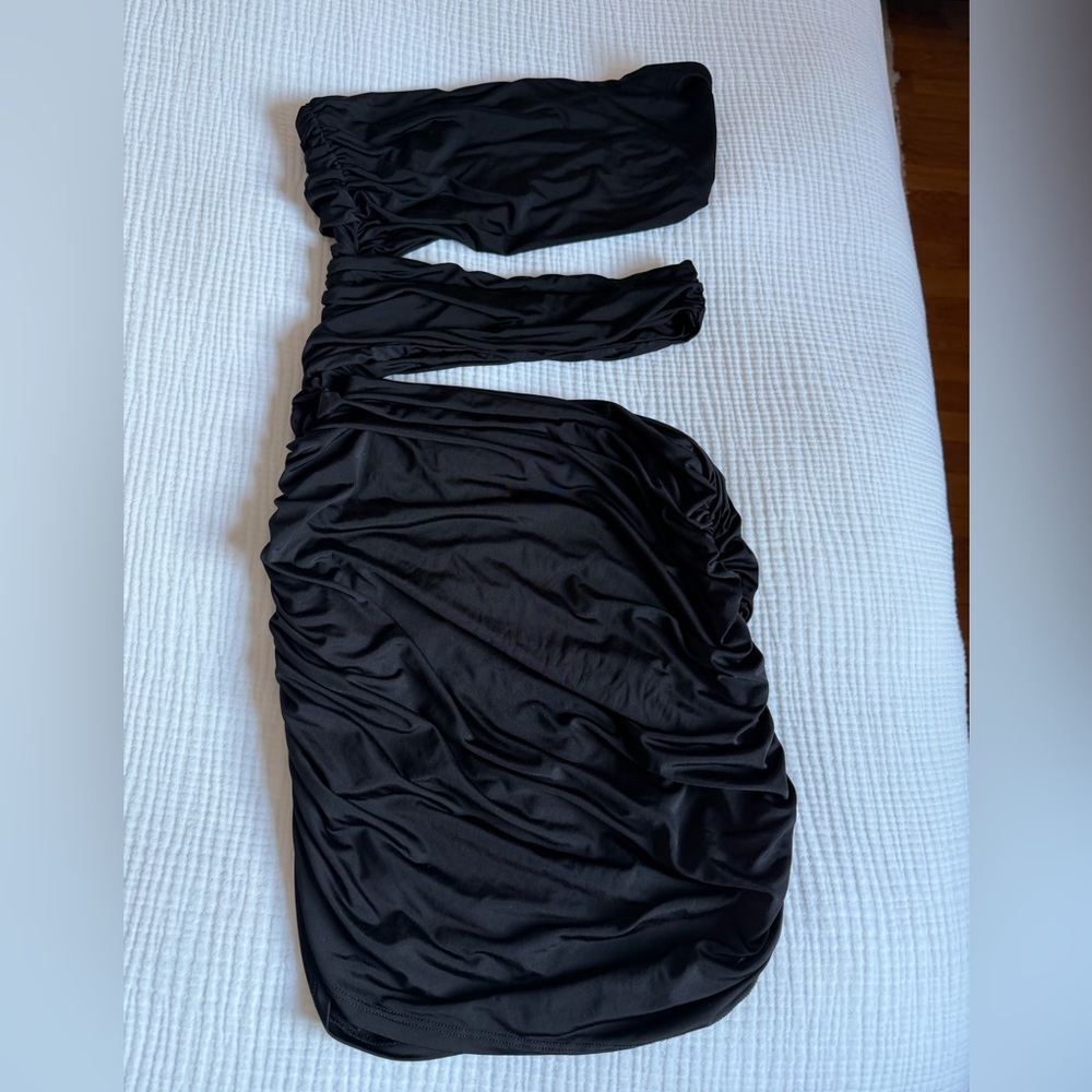REVOLVE Alaric Mini Dress in Black
h:ours - Picture 3 of 3